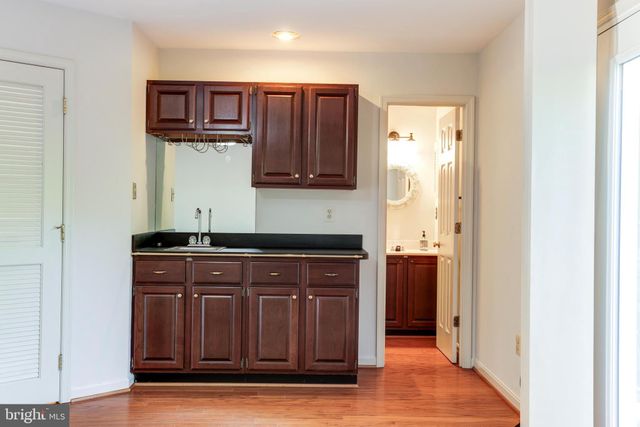 $780,000 | 4720 Warm Hearth Circle, Fairfax, VA 22033