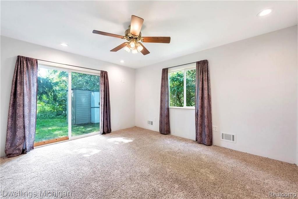 3648 South Canton Center Road Canton, MI 48188 - Photo 22 of 40