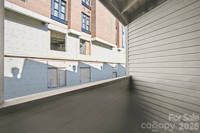 $270,000 | 415 West 7th Street, Unit H, Charlotte, NC 28202