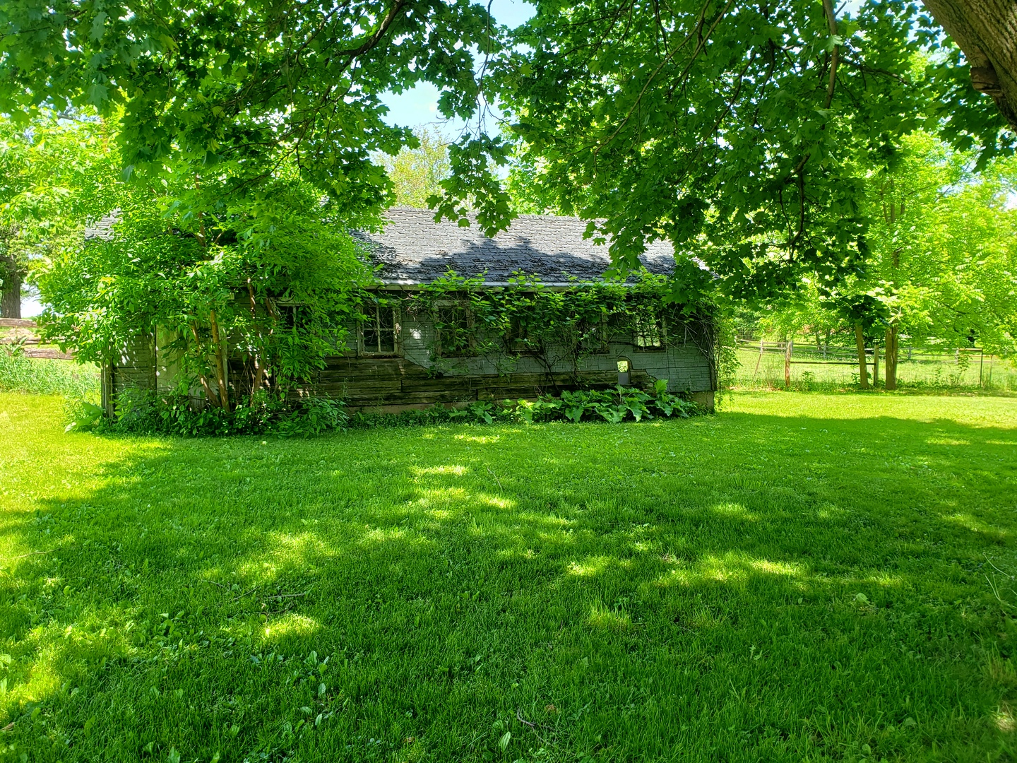 7120 A Tryon Grove Road Richmond, IL 60071 - Photo 6 of 23 a view of grassy field with benches
