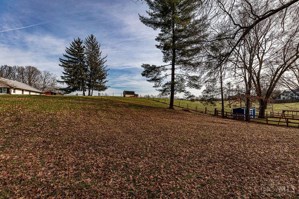 6670 Gaines Road Cincinnati, OH 45247 - Photo 38 of 40