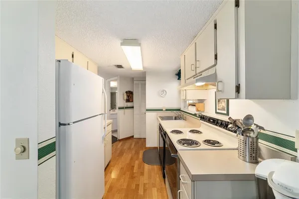 $125,900 | 7990 Midway Dr Terrace, Unit M101, Ocala, FL 34472