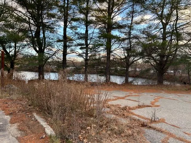 $325,000 | 912 Washington Street North, Auburn, ME 04210