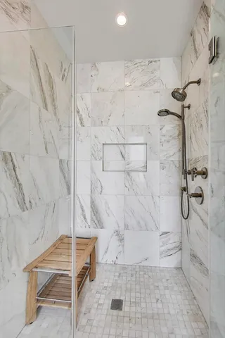 $1,550,000 | 360 West Erie Street, Unit 7D, Chicago, IL 60654