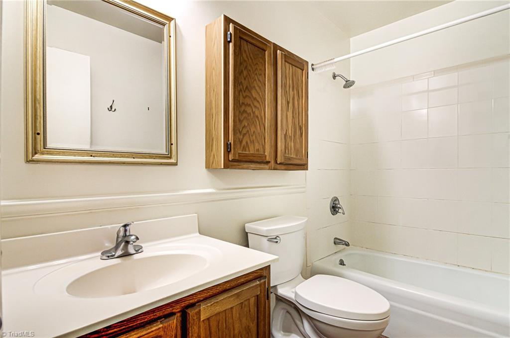 2611 Allen Jay Road High Point, NC 27263 - Photo 14 of 33 Gallery Image 14
