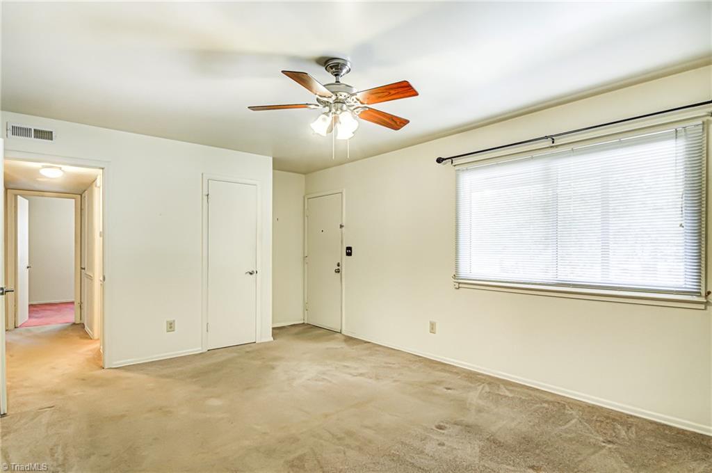 2611 Allen Jay Road High Point, NC 27263 - Photo 5 of 33 Gallery Image 5