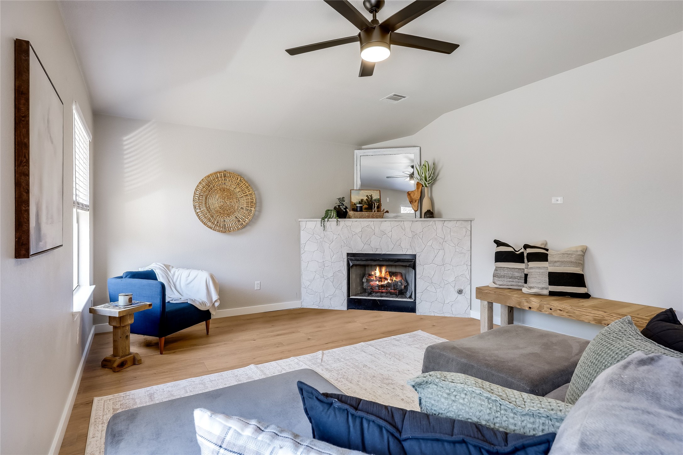 3318 Cantera Way Round Rock, TX 78681 - Photo 7 of 40