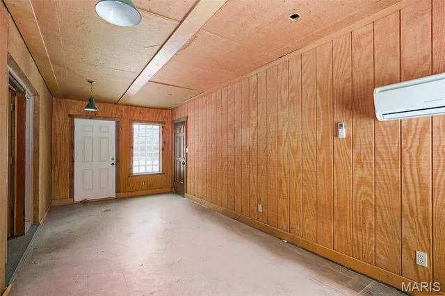 $264,000 | 4535 Marlboro Court, St. Louis, MO 63121