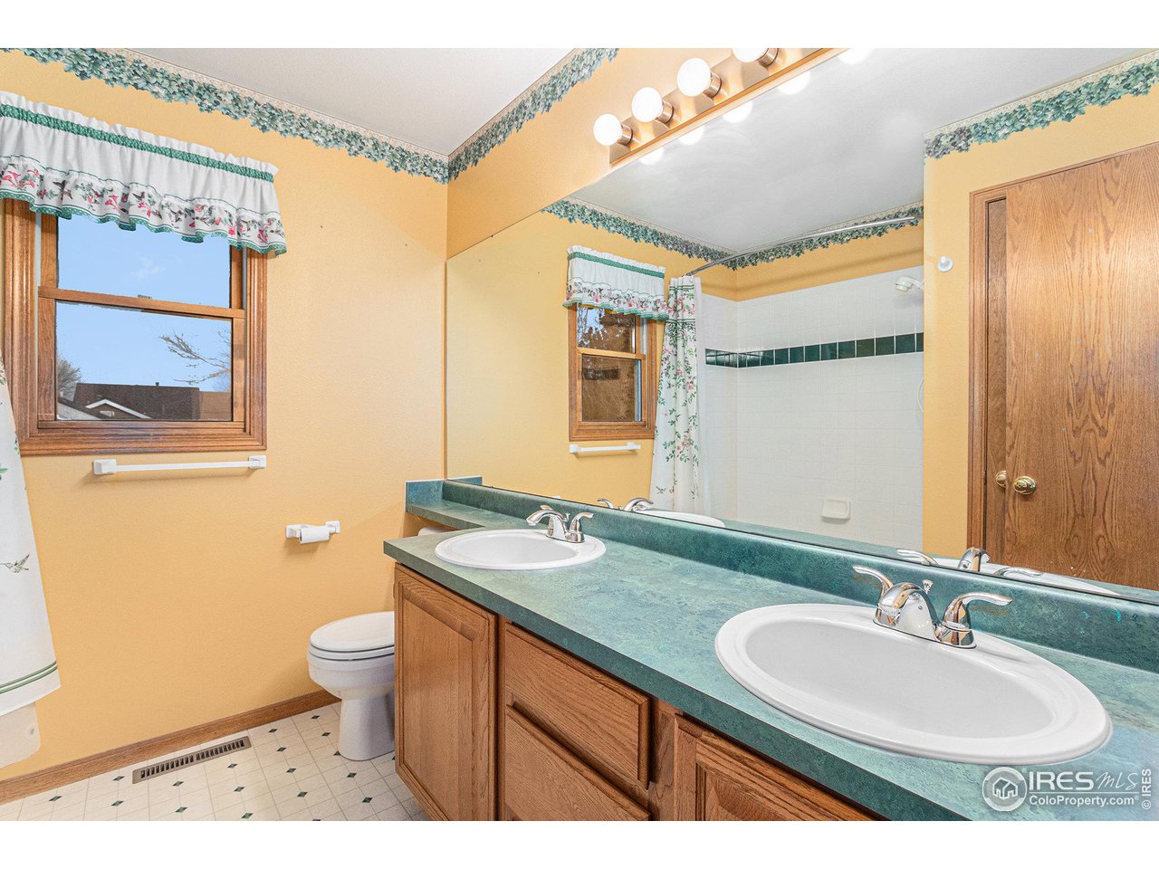 3000 Antelope Road Fort Collins, CO 80525 - Photo 20 of 31 Bathroom 2 with dual vanities