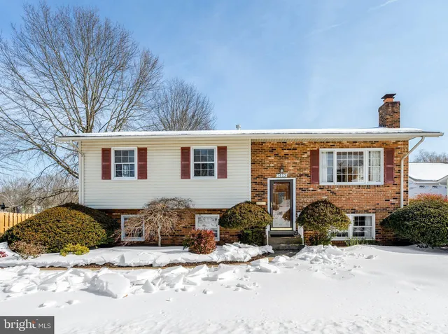 $549,900 | 7413 Forrester Lane, Manassas, VA 20109