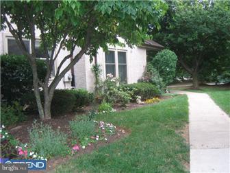 34 Independence Place Wayne, PA 19087 - Photo 2 of 12 Gallery Image 2