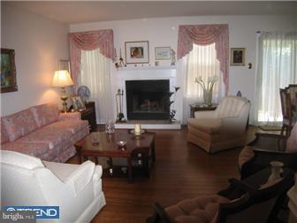 34 Independence Place Wayne, PA 19087 - Photo 3 of 12 Gallery Image 3