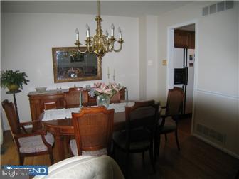 34 Independence Place Wayne, PA 19087 - Photo 4 of 12 Gallery Image 4