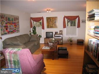 34 Independence Place Wayne, PA 19087 - Photo 6 of 12 Gallery Image 6