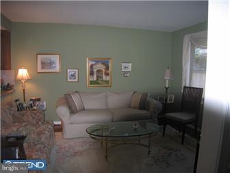 34 Independence Place Wayne, PA 19087 - Photo 8 of 12 Gallery Image 8