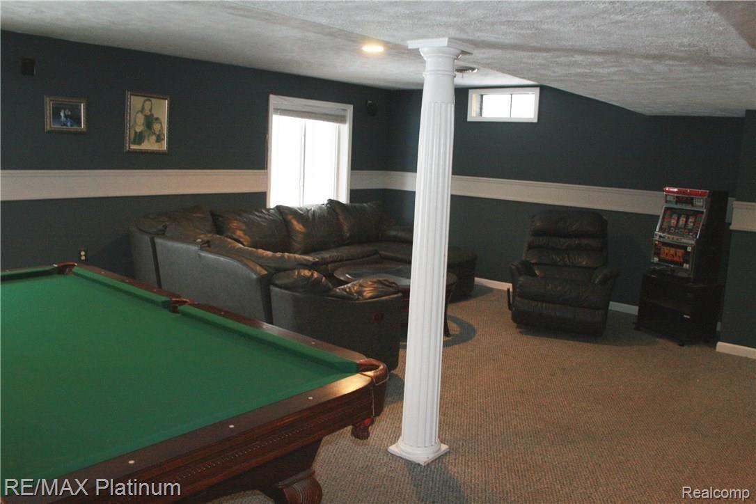 4215 Ridge Court Pinckney, MI 48169 - Photo 13 of 15 IMG_3763.jpg