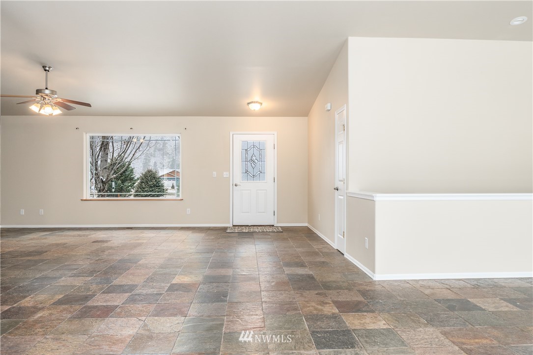 100 Rolling Rock Road Chelan, WA 98816 - Photo 13 of 40 Gallery Image 13