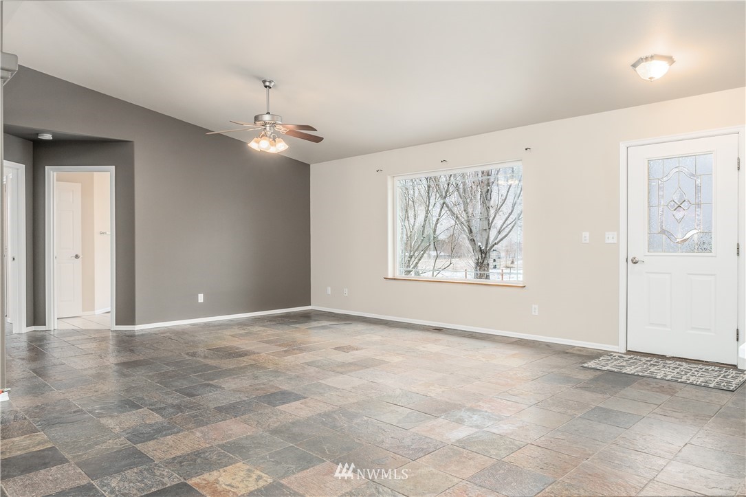 100 Rolling Rock Road Chelan, WA 98816 - Photo 14 of 40 Gallery Image 14