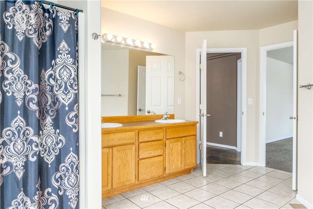 100 Rolling Rock Road Chelan, WA 98816 - Photo 23 of 40 Gallery Image 23