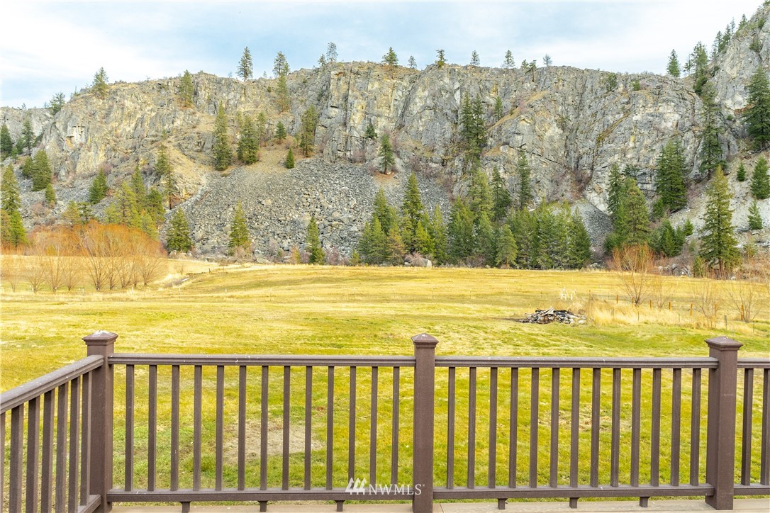 100 Rolling Rock Road Chelan, WA 98816 - Photo 10 of 40 Gallery Image 10