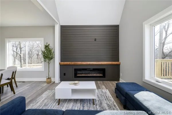 $369,900 | 4488 Quarry Road, New Albany, IN 47150