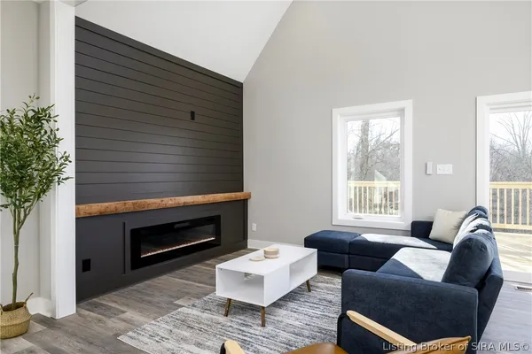 $369,900 | 4488 Quarry Road, New Albany, IN 47150