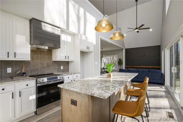 $369,900 | 4488 Quarry Road, New Albany, IN 47150