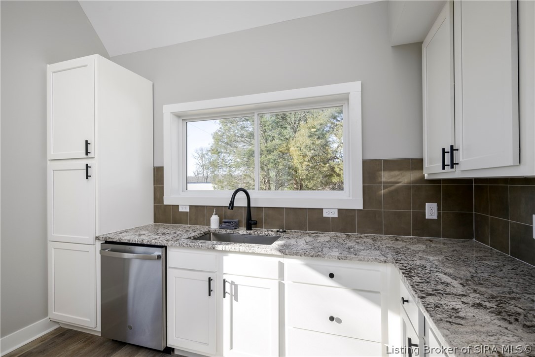 4488 Quarry Road New Albany, IN 47150 - Photo 21 of 46