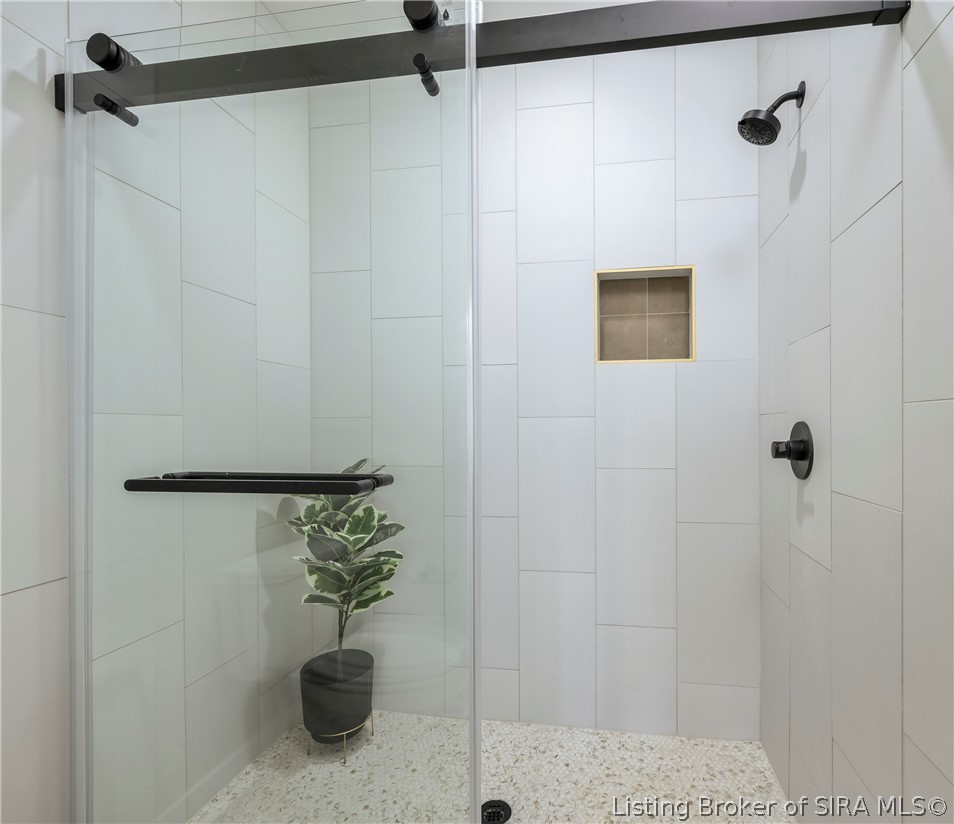 4488 Quarry Road New Albany, IN 47150 - Photo 27 of 46