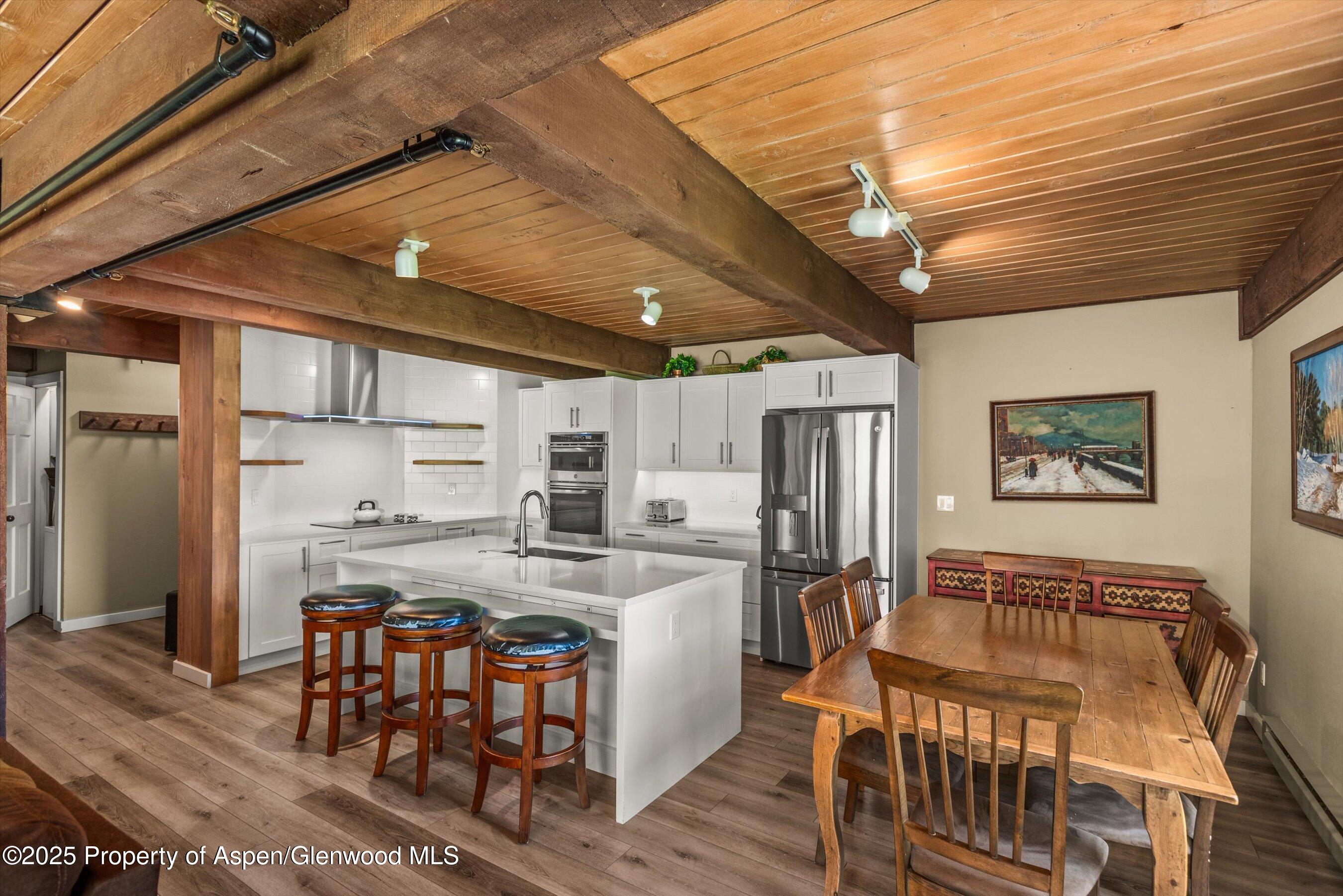 360 Wood Road, Unit 103 Snowmass Village, CO 81615 - Photo 5 of 11 05-06-360WoodRd103_240605008