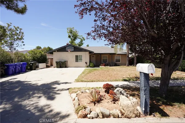 $699,999 | 11764 Sutter Avenue, Yucaipa, CA 92399