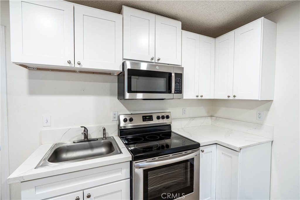 11764 Sutter Avenue Yucaipa, CA 92399 - Photo 27 of 38