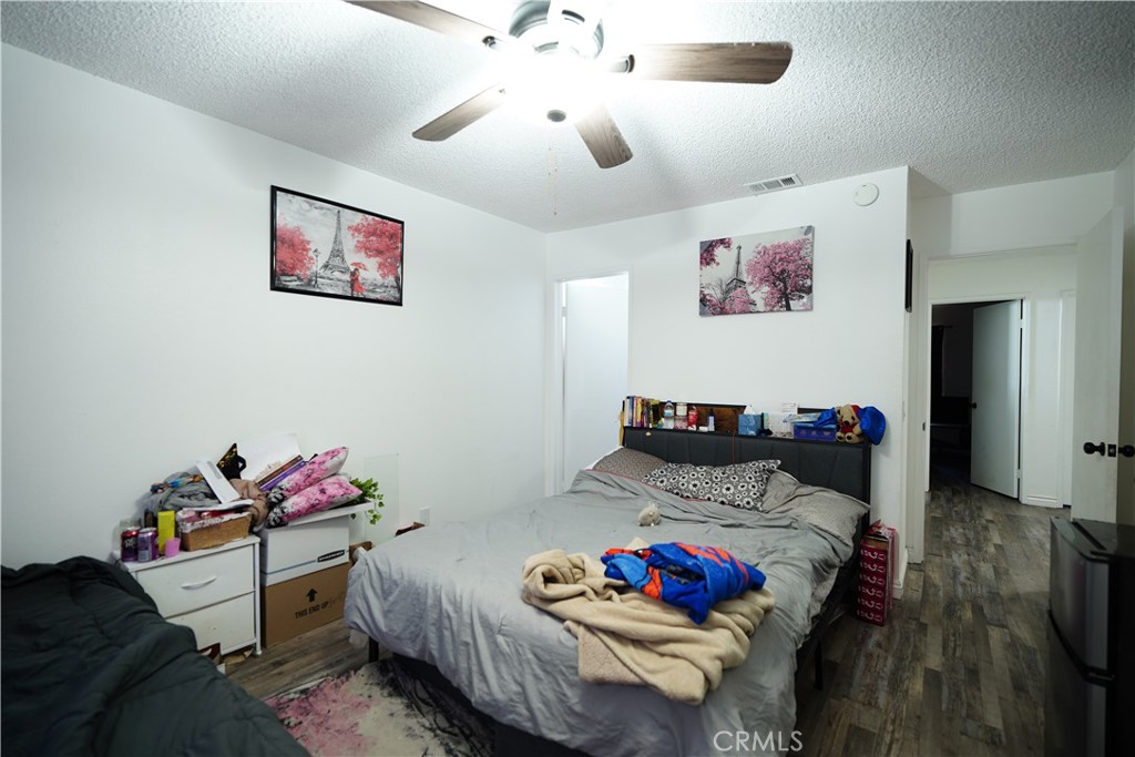 11764 Sutter Avenue Yucaipa, CA 92399 - Photo 10 of 38