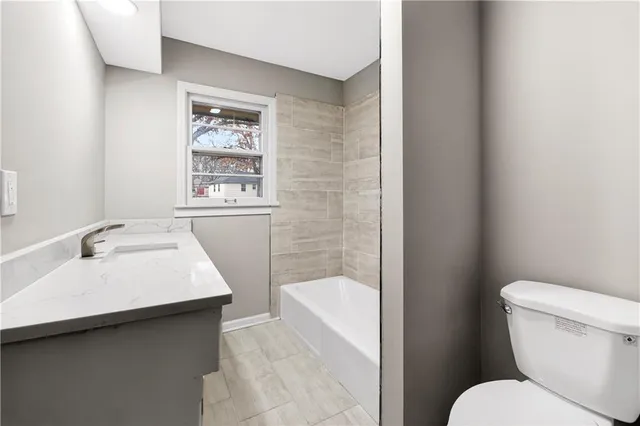 $279,900 | 6204 East 109 Street, Kansas City, MO 64134