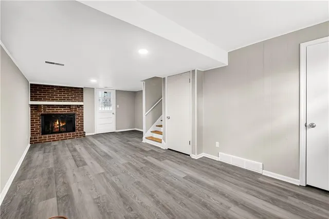 $279,900 | 6204 East 109 Street, Kansas City, MO 64134