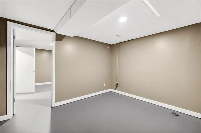 $279,900 | 6204 East 109 Street, Kansas City, MO 64134