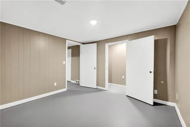 $279,900 | 6204 East 109 Street, Kansas City, MO 64134