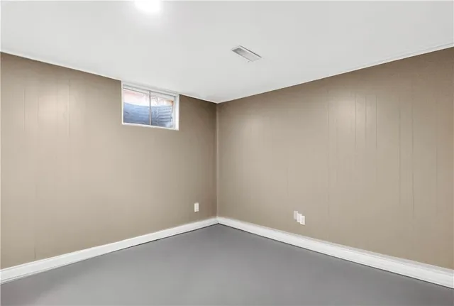 $279,900 | 6204 East 109 Street, Kansas City, MO 64134