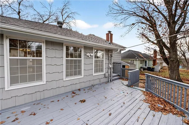 $279,900 | 6204 East 109 Street, Kansas City, MO 64134