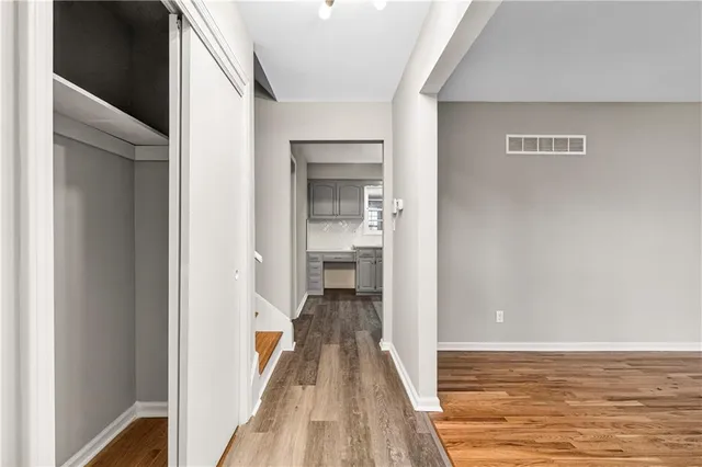 $279,900 | 6204 East 109 Street, Kansas City, MO 64134