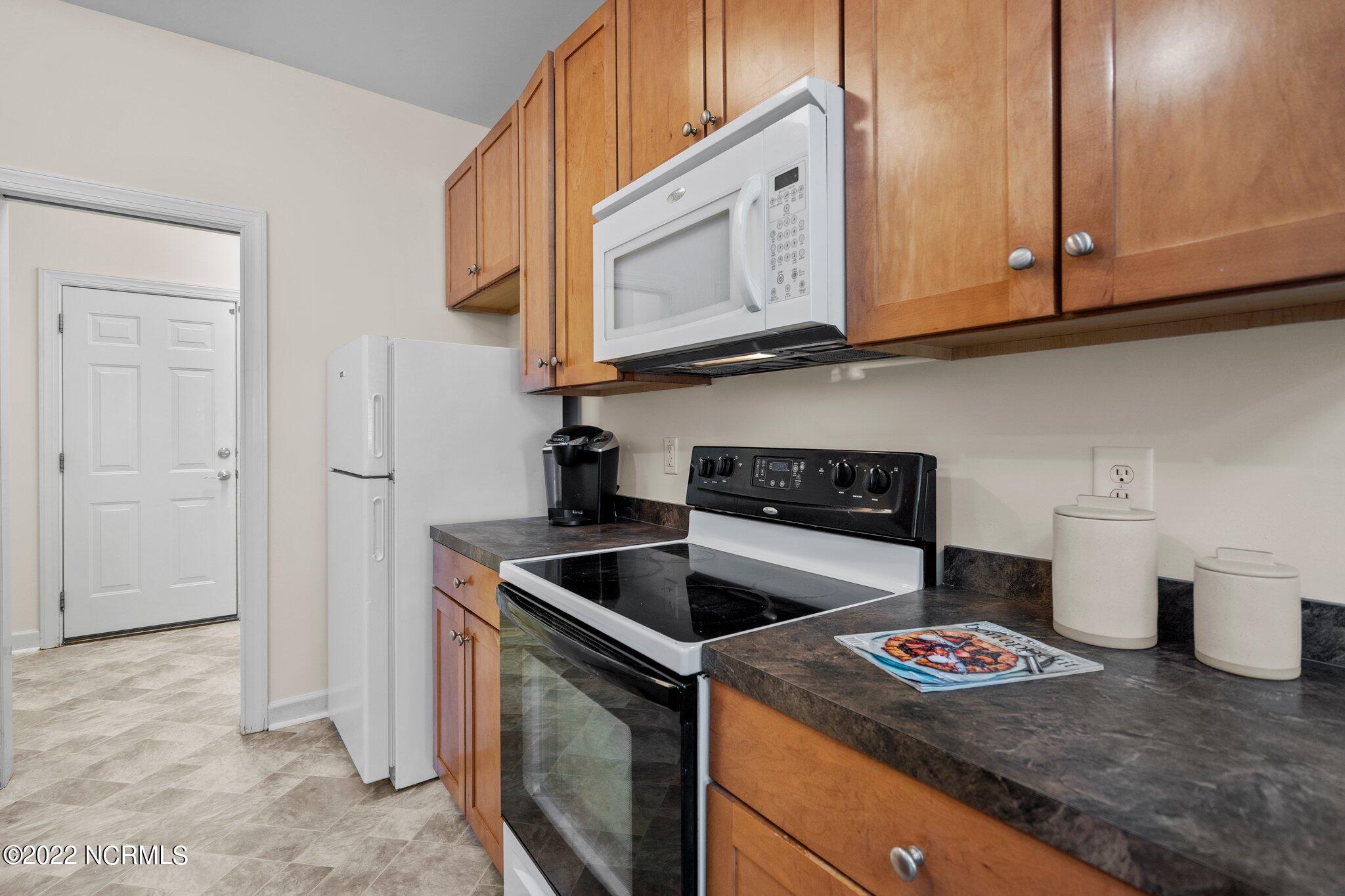 1333 Arbor Ridge Way Leland, NC 28451 - Photo 8 of 55 46-web-or-mls-DSC09302