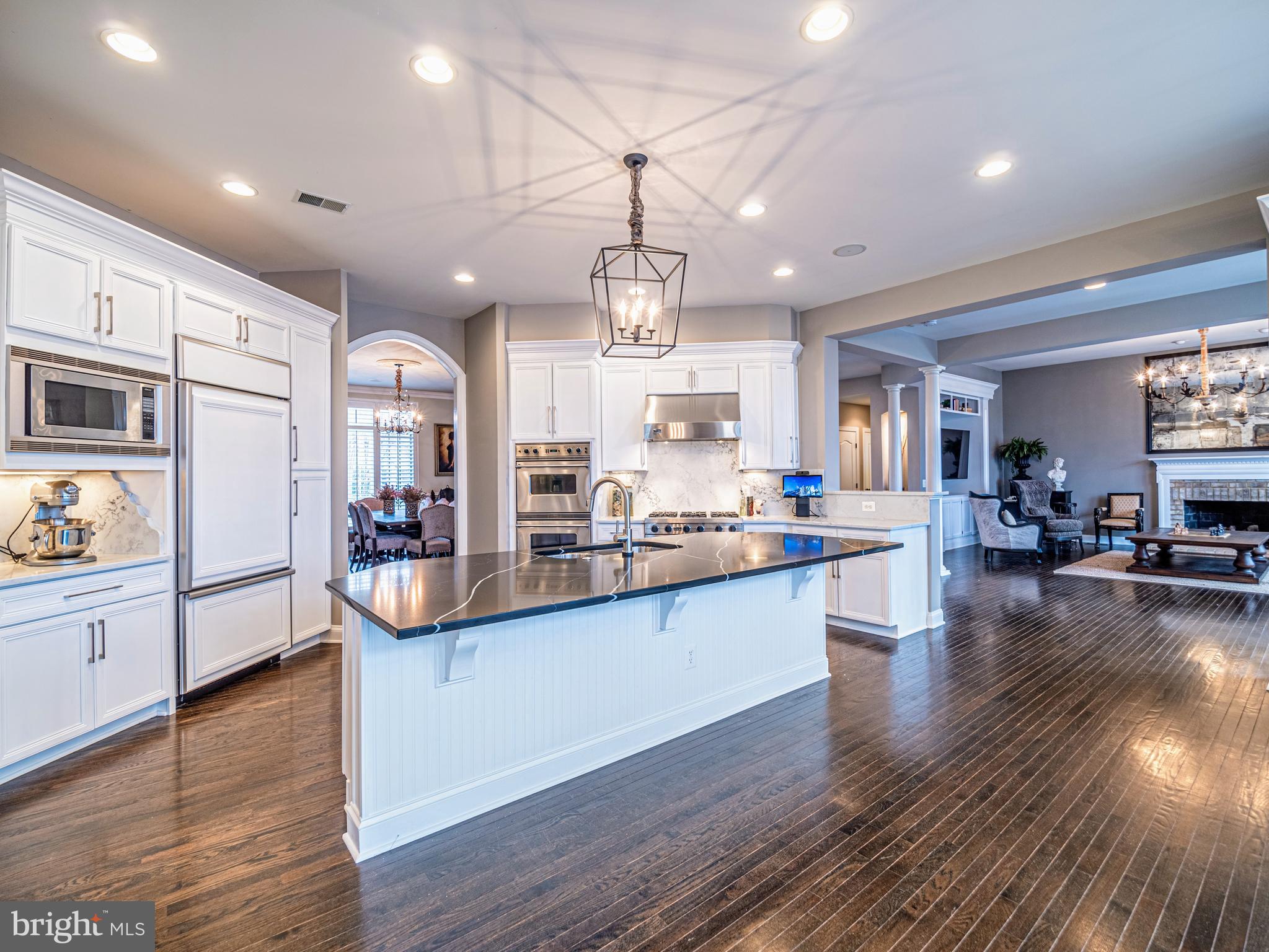 8330 Roxborough Loop Gainesville, VA 20155 - Photo 22 of 73 Kitchen