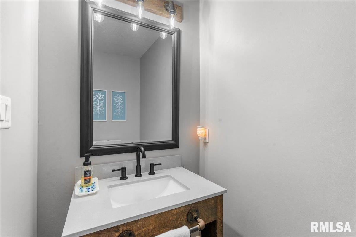 3712 Kerry Boulevard Springfield, IL 62712 - Photo 11 of 60