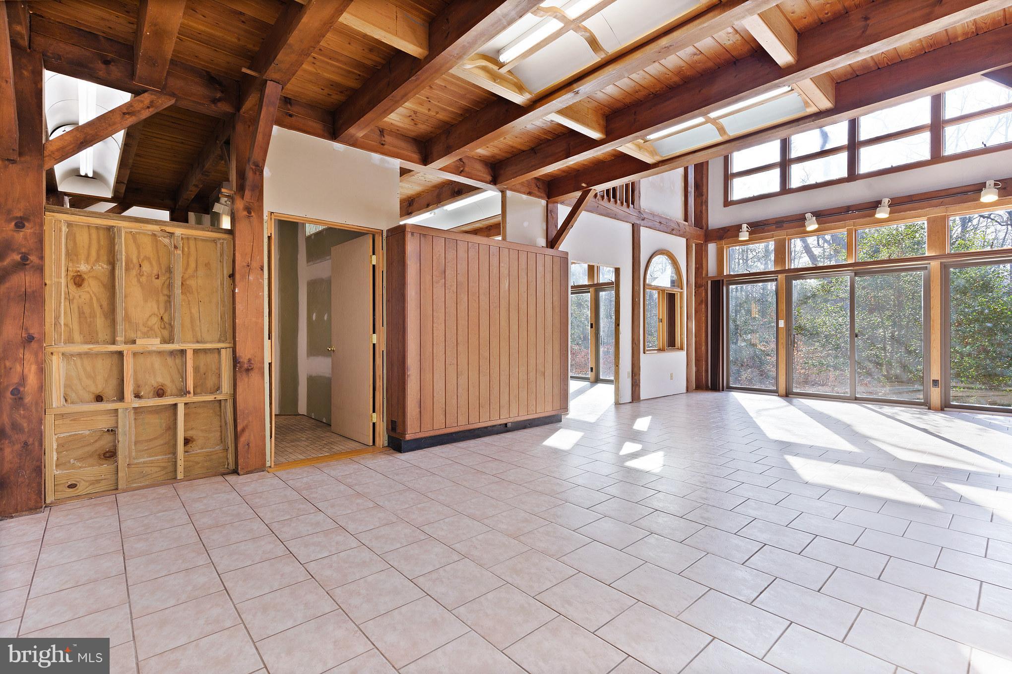 1385 Crabhouse Road Lusby, MD 20657 - Photo 14 of 26 Interior (General)