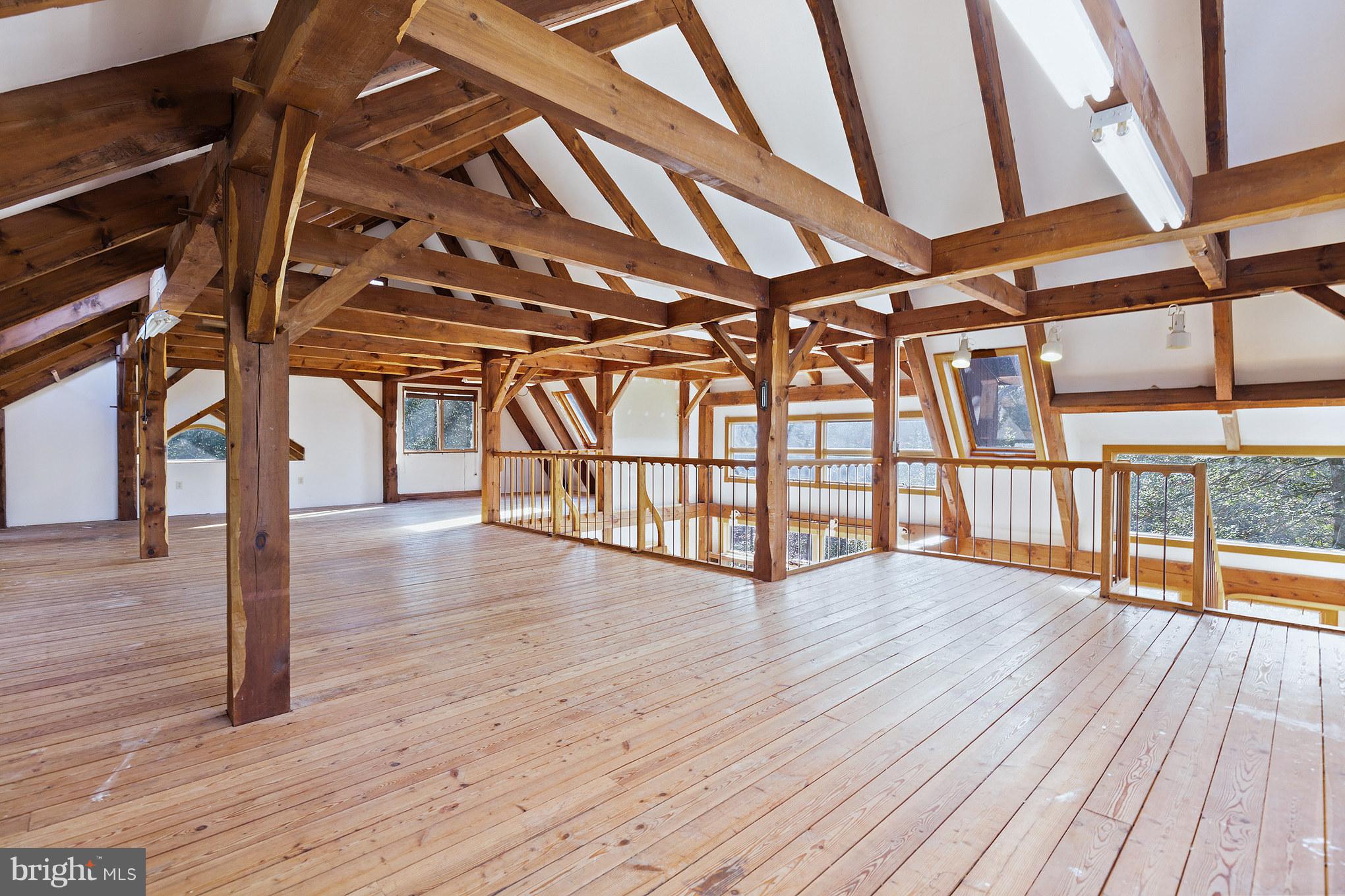 1385 Crabhouse Road Lusby, MD 20657 - Photo 21 of 26 Very large loft