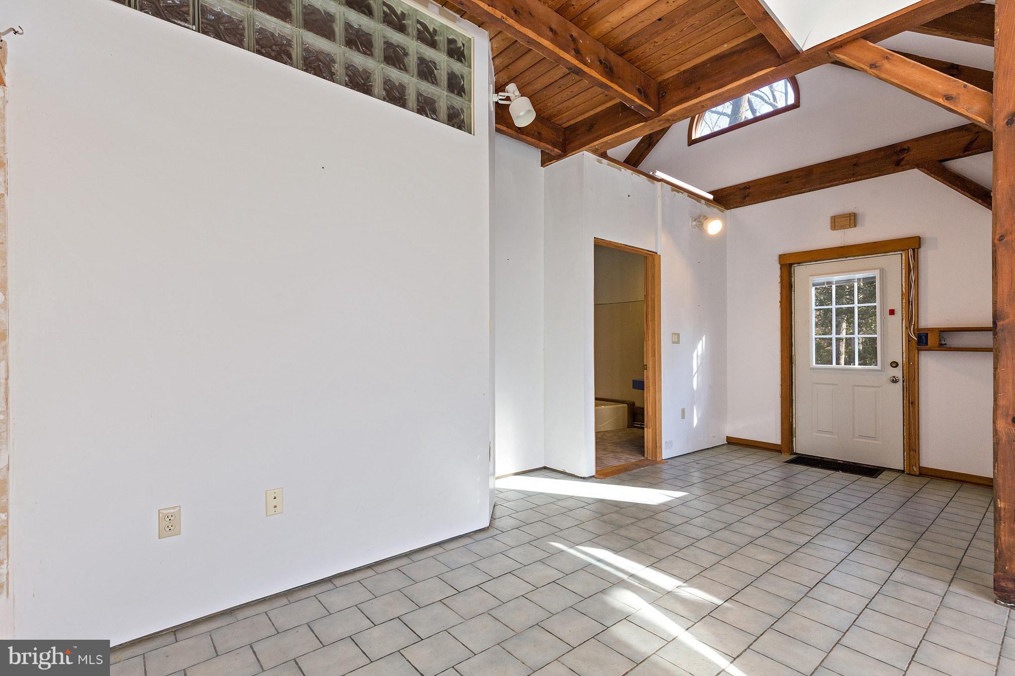 1385 Crabhouse Road Lusby, MD 20657 - Photo 6 of 26 Interior (General)