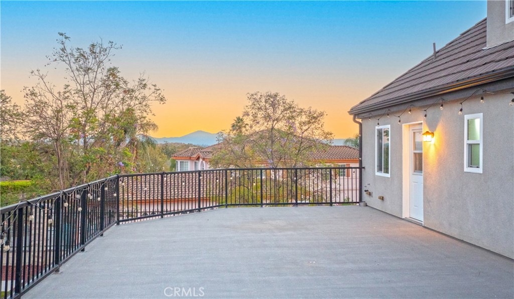 1310 Coronet Drive Riverside, CA 92506 - Photo 14 of 59
