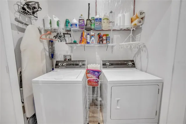 $375,990 | 289 Siesta Vista Court, Davenport, FL 33896