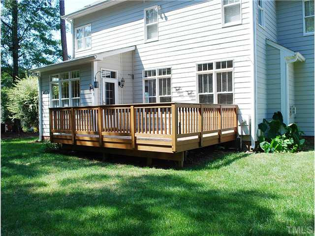 10804 Sagehurst Place Raleigh, NC 27614 - Photo 20 of 25 Patio/Deck