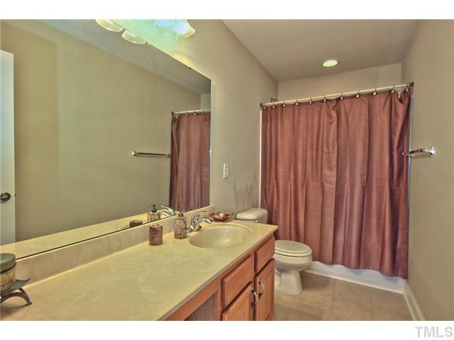 607 Conover Road Durham, NC 27703 - Photo 14 of 19 Upstairs Guest Bath - supersized and super clean! This home shows like new construction! Bathroom
